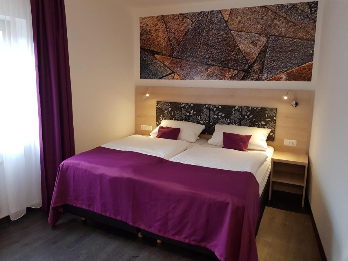 Hotel Milin Райхенбах-ім-Фогтланд Екстер'єр фото